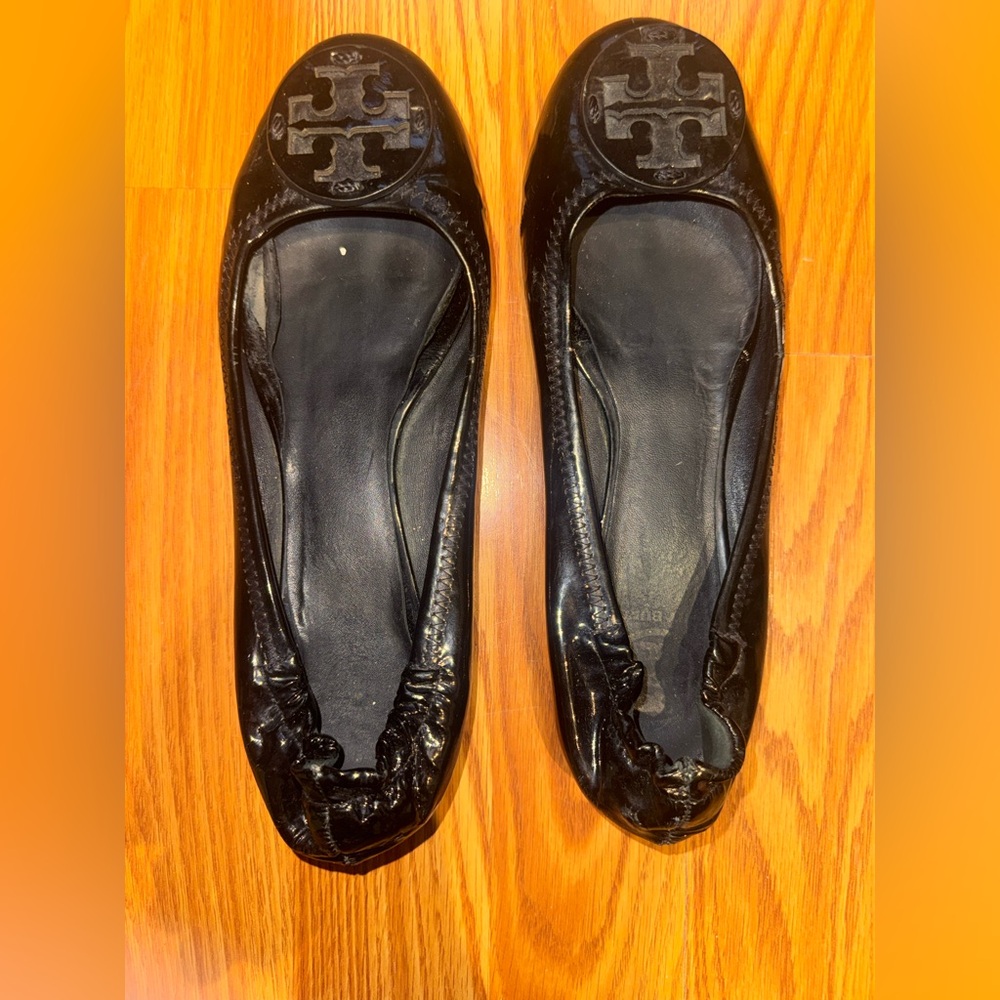 Tory Burch Women's Reva Black Patent Leather Slip On Flats Shoes Size 9